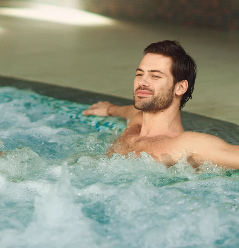Jacuzzi_Amenidades_1200x800px, Marina Towers, Puerto Vallarta, Jalisco, México
